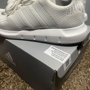 Adidas Cloudfoam Pure 2.0 Gray and White Sneakers